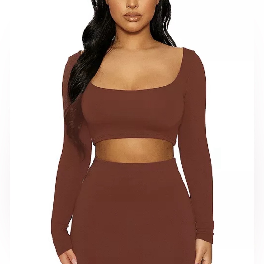 Naked Wardrobe Scoop Neck Crop Top